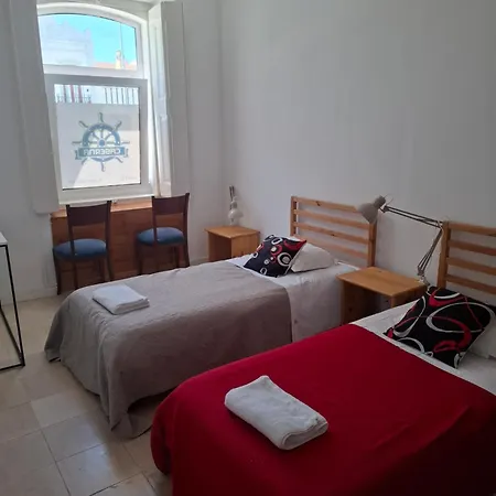 In * Setúbal